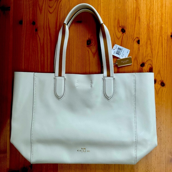 COACH Derby Tote - AUTHENTIC - Picture 3 of 6